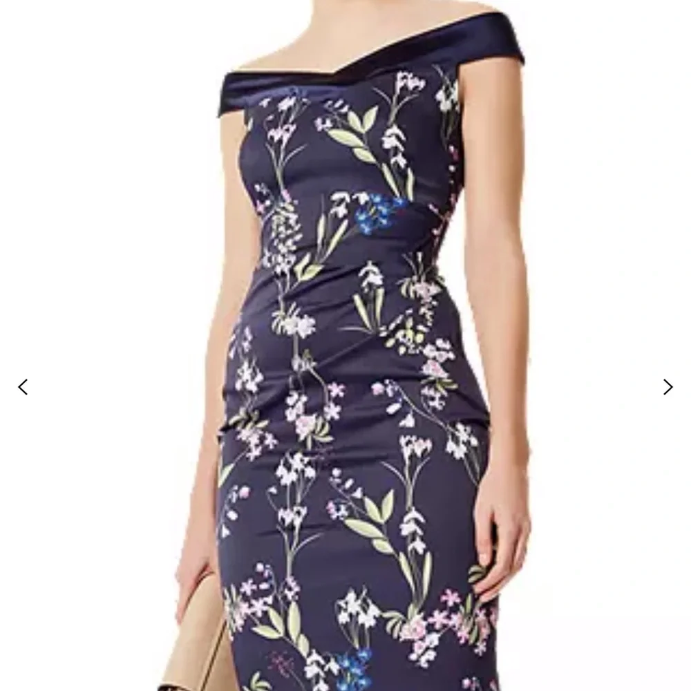 Karen Millen | off shoulder vavavoom pencil dress - Picture 2 of 9